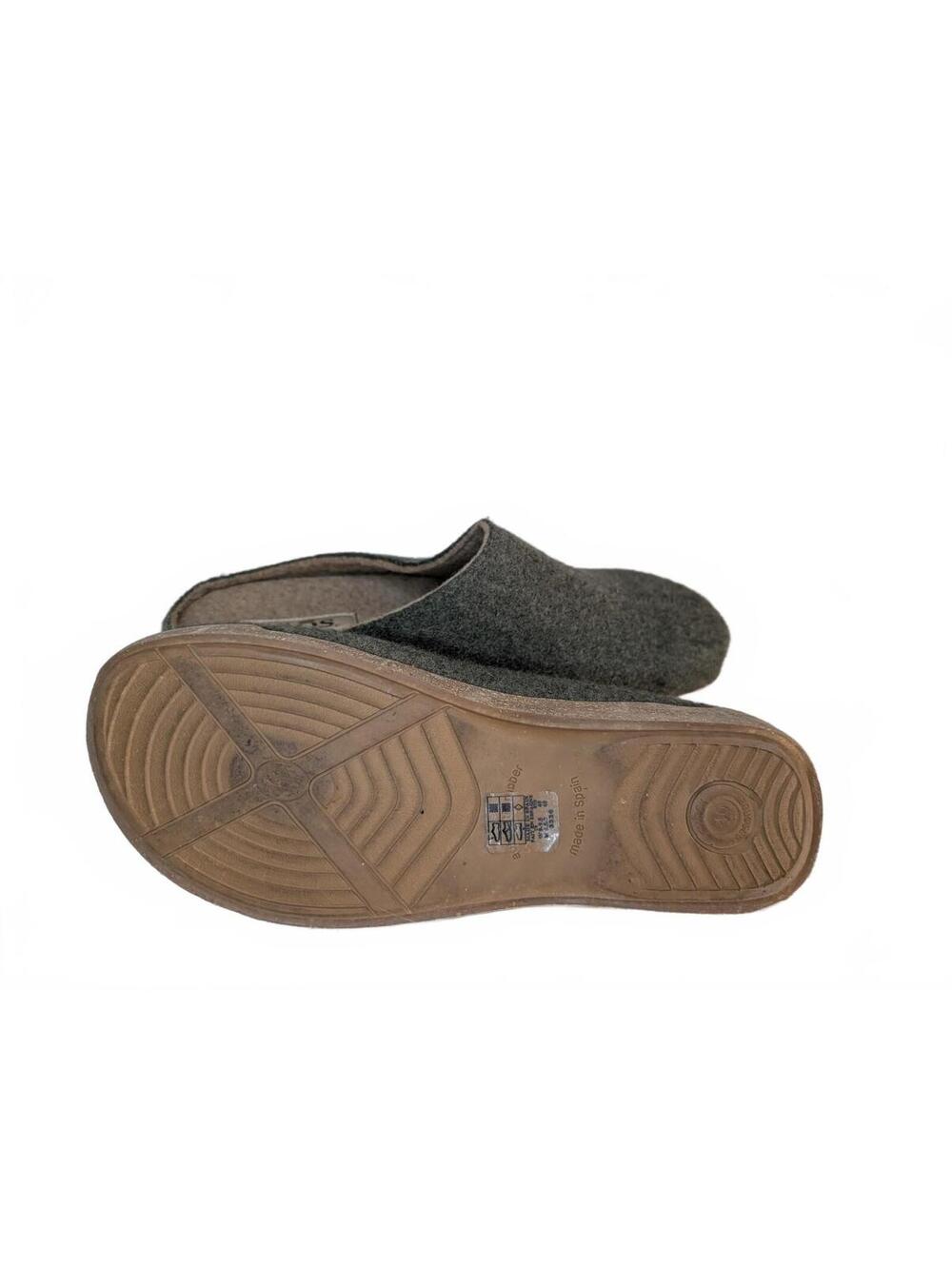Taos Footwear Woolness Clogs in Olive, Size 40 - Picture 5 of 7